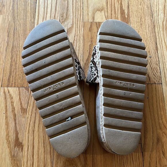 J Slides sz 9 snakeskin slide on sandal good pre owned condition - Picture 3 of 5
